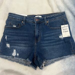 Women’s BP. Classic medium wash denim frayed shorts. Size 28 NWT from Nordstrom
